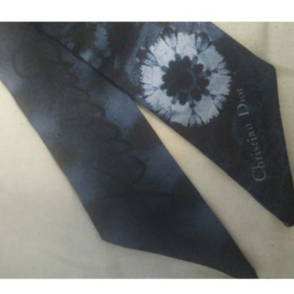 Christian Dior Kaleidiorscopic Navy Mitzah - Picture 2 of 3